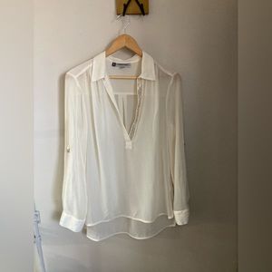 JLO Blouse with Rhinestone placket sz Large